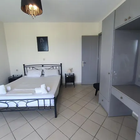 Aussie 3* Argostoli (Kefalonia)